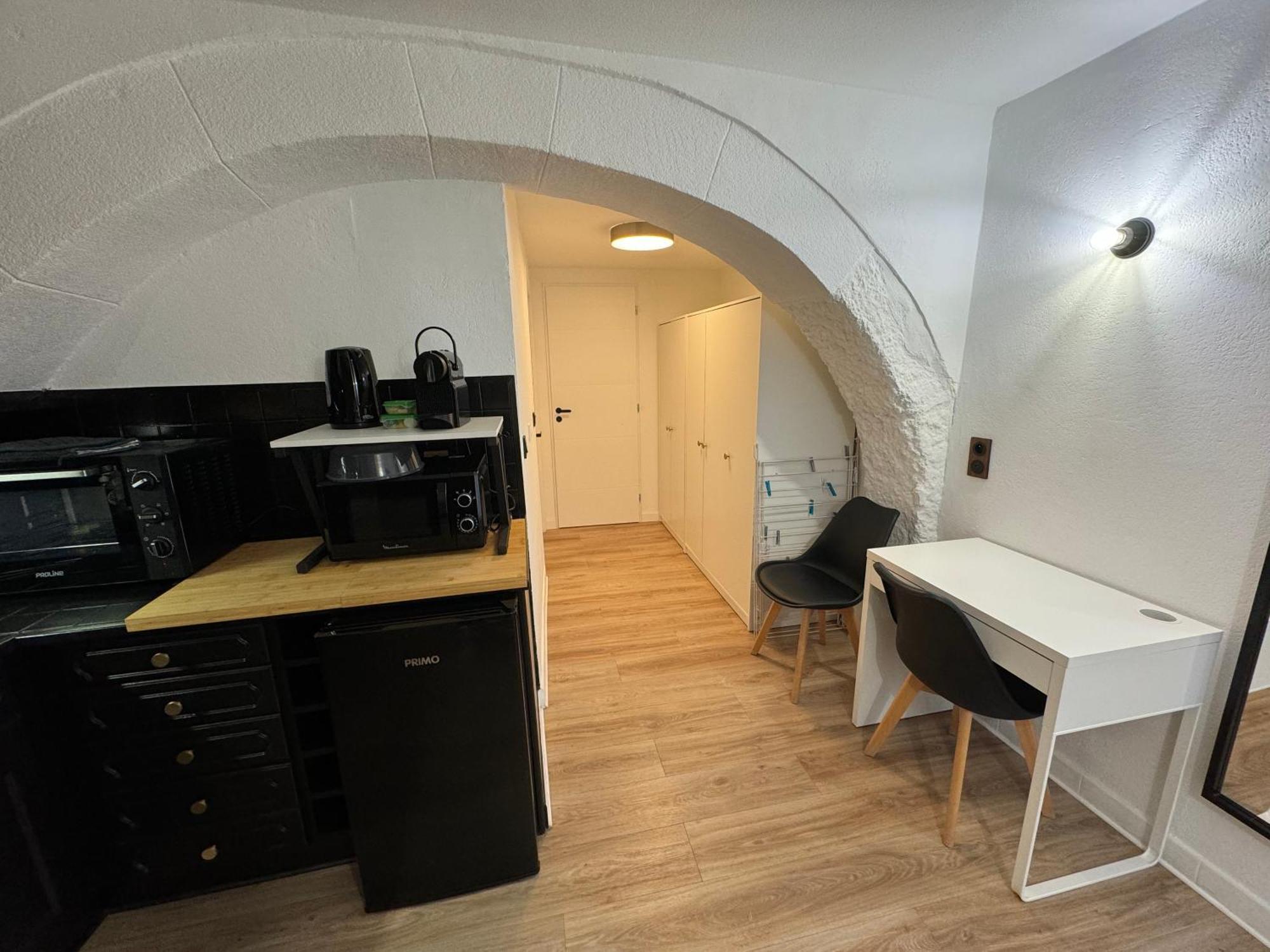 Charmant Studio Climatise A 200M De La Plage Meze Ngoại thất bức ảnh